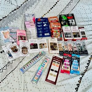 Assorted False Nail Bundle